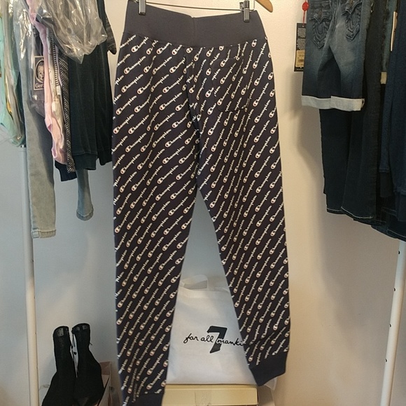 🎈Hot Item Champion Weave Joggers, NWT, Sz Medium - Picture 5 of 8